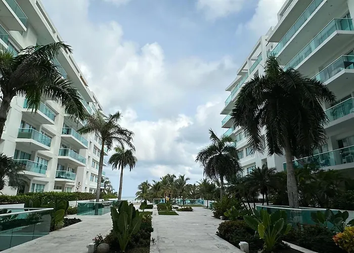Apartamento Con Linda Vista Al Mar Primera Linea