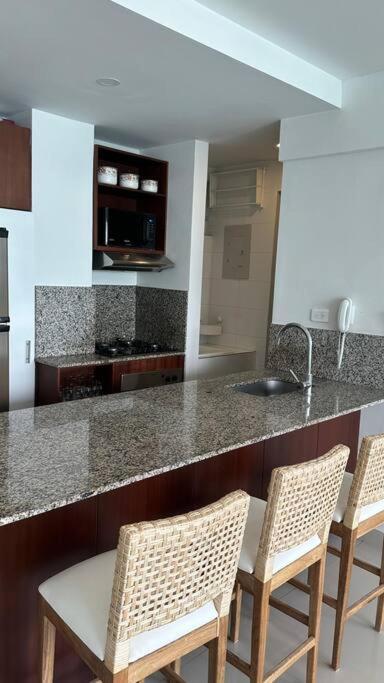Apartamento Con Linda Vista Al Mar Primera Linea Cartagena