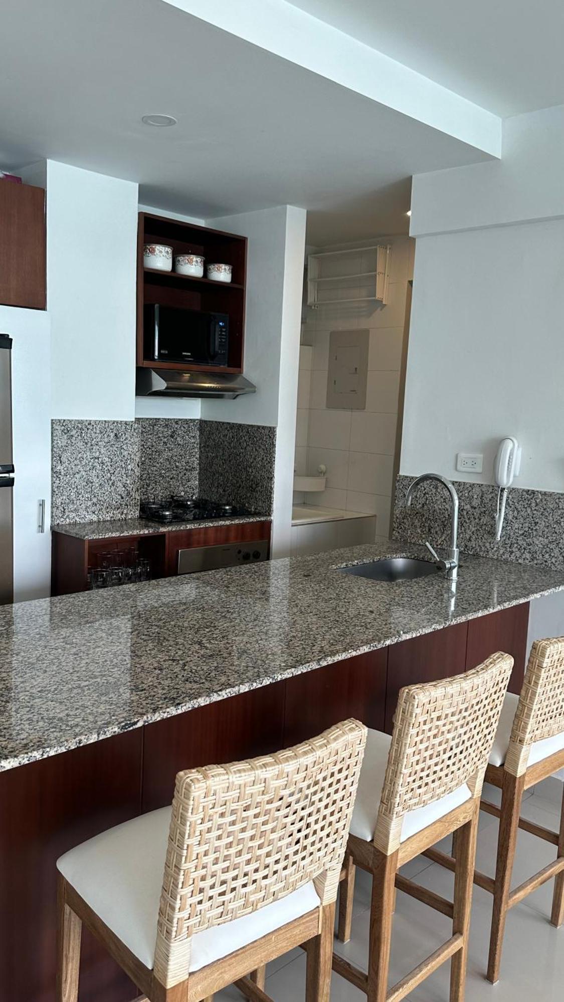 Apartamento Con Linda Vista Al Mar Primera Linea